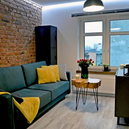 Loft Maly Apartment Косцежина Екстериор снимка