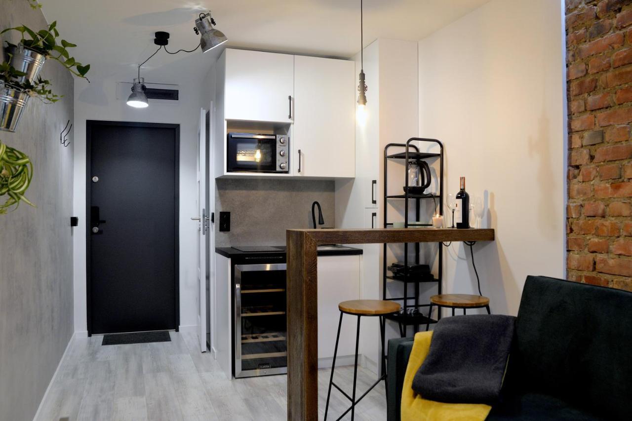 Loft Maly Apartment Косцежина Екстериор снимка